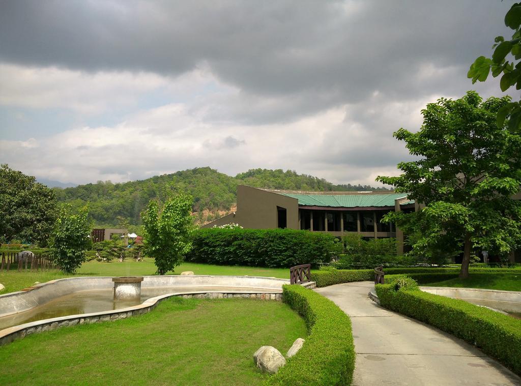 Namah Resort Jim Corbett, A Member Of Radisson Individuals Dhikuli Extérieur photo